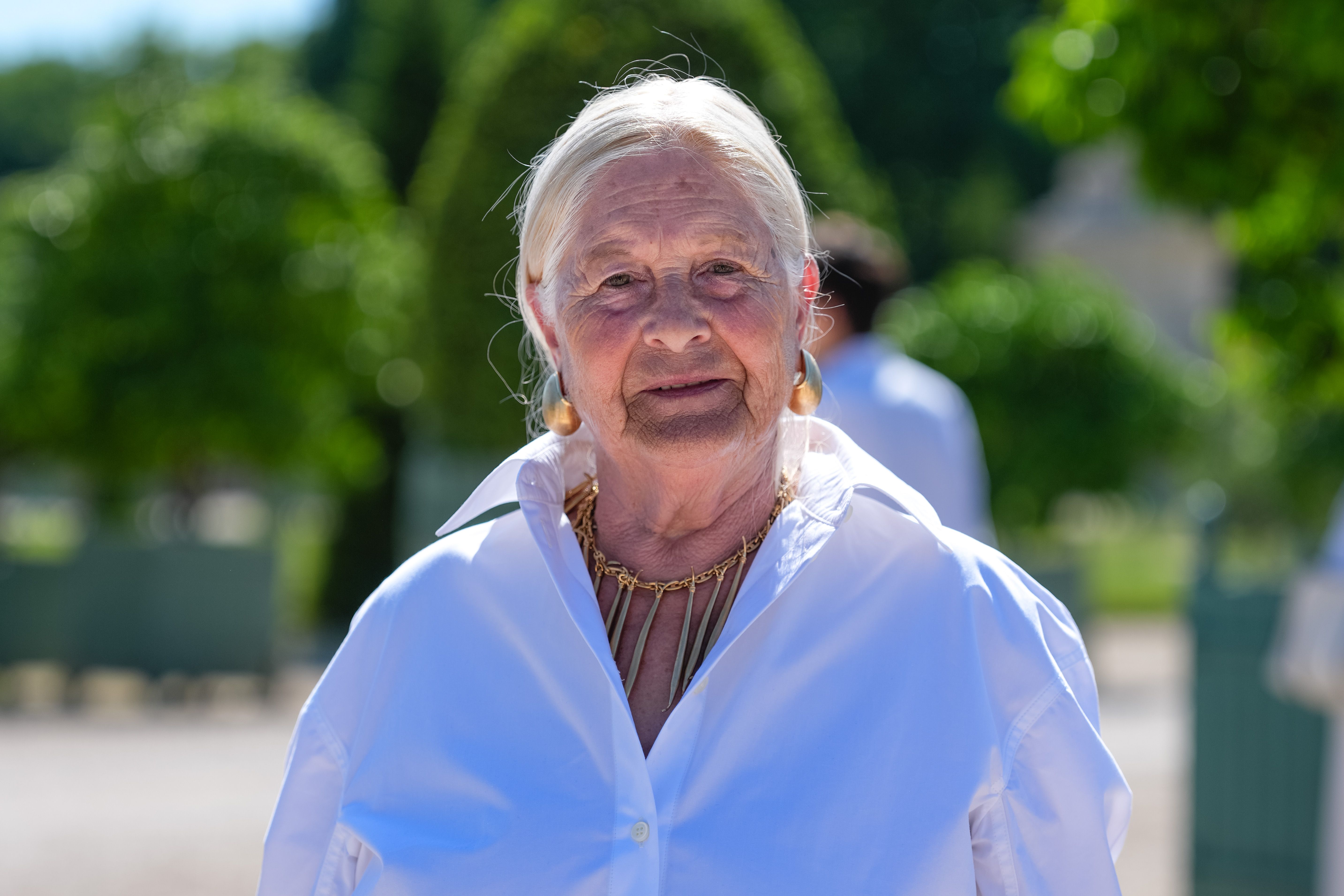 <em><strong>Rosario Hernández - 65 Años</strong></em>